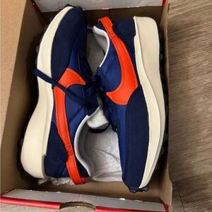 BNWT Nike waffle debut size 7.5 blue